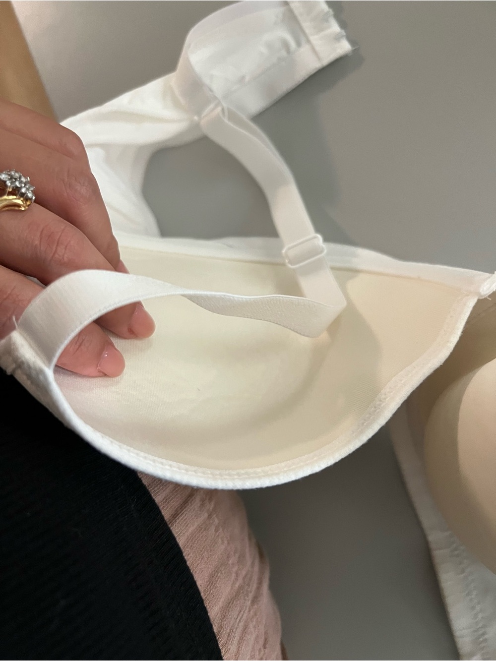 34D bra bundle - Picture 2 of 4